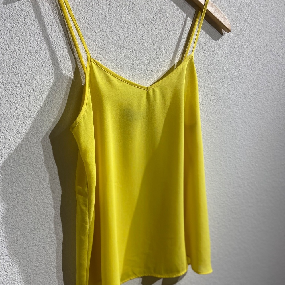 Canary Cami - TOP SHOP - Picture 2 of 4